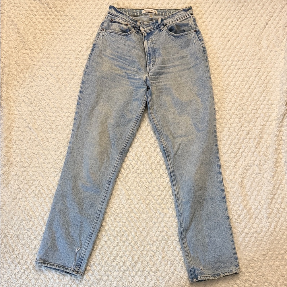 Abercrombie & Fitch Light Blue Ultra High Rise Dad Straight women’s Jeans
